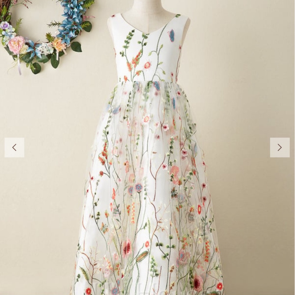 JJs House White Flower Girl Dress Size 5